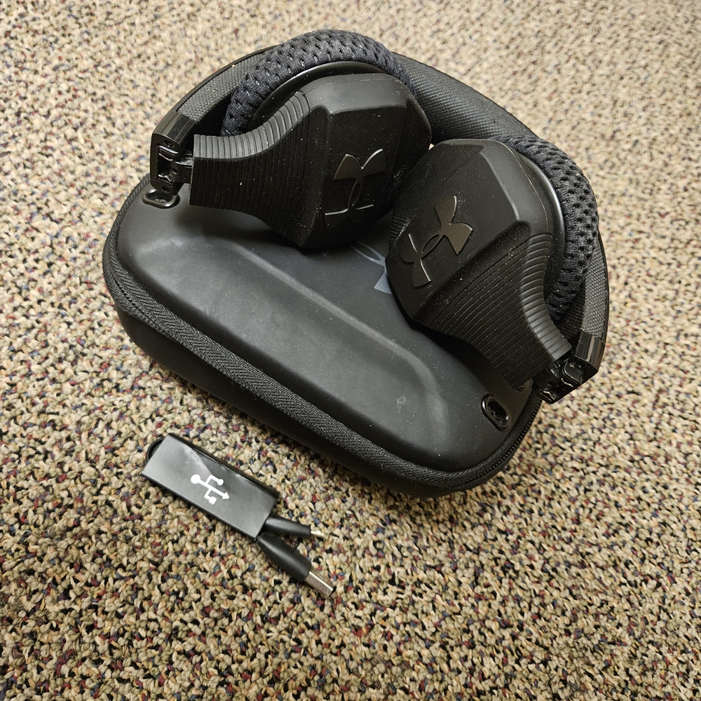 Under Armour JBL Train Wireless Headphones (Like New Condition)